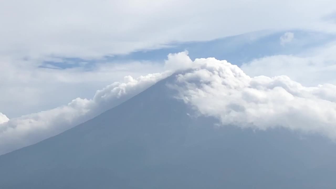 Mount Fuji In the clouds