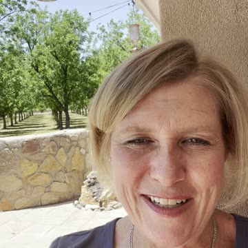 Gratitude Hummingbird Feeder