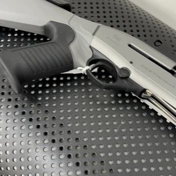 Meet the Beretta Tactical 1301