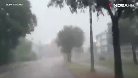 Obilna kiša u Poreču