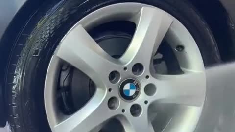 Tires that haven't been cleaned for two years should be cleaned and maintained again.