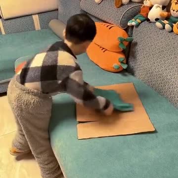 Teaching from young 😅😁