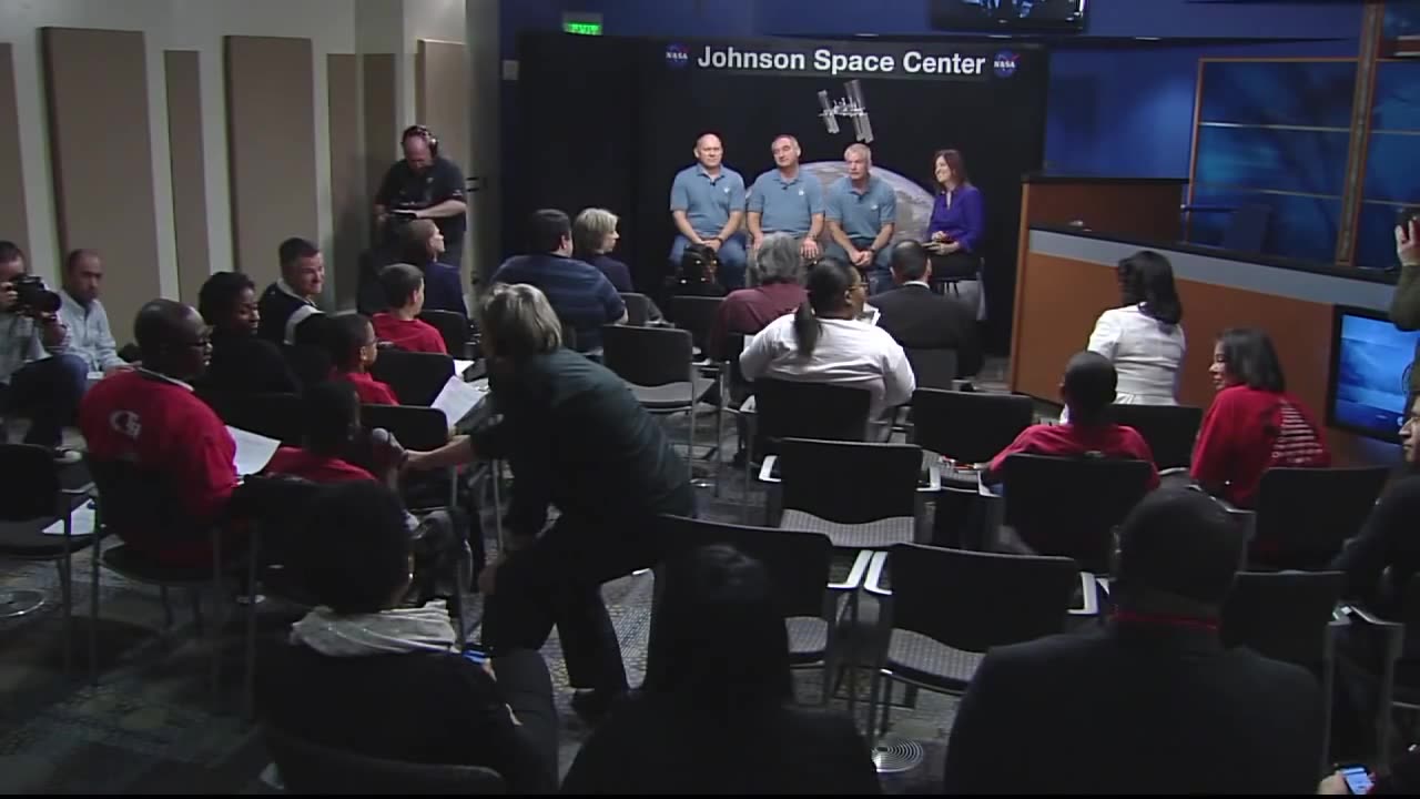 Next ISS Crew Meets the Media