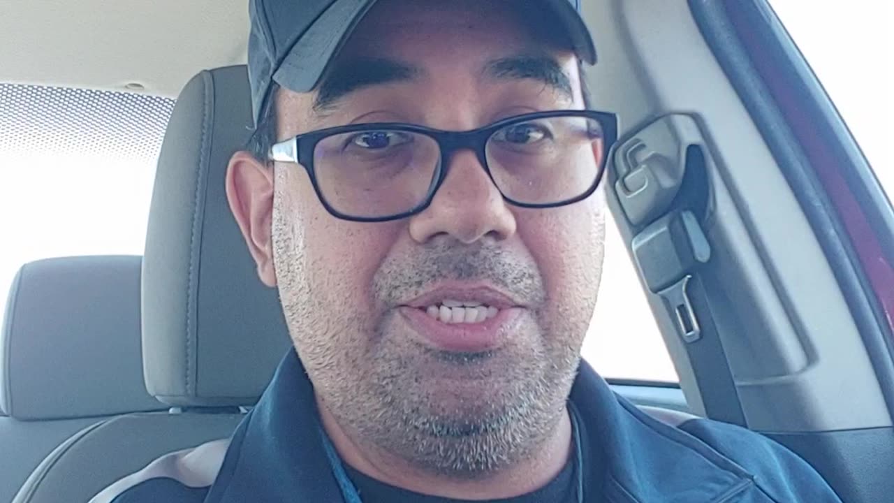 Mia Khalifa supports Hamas.