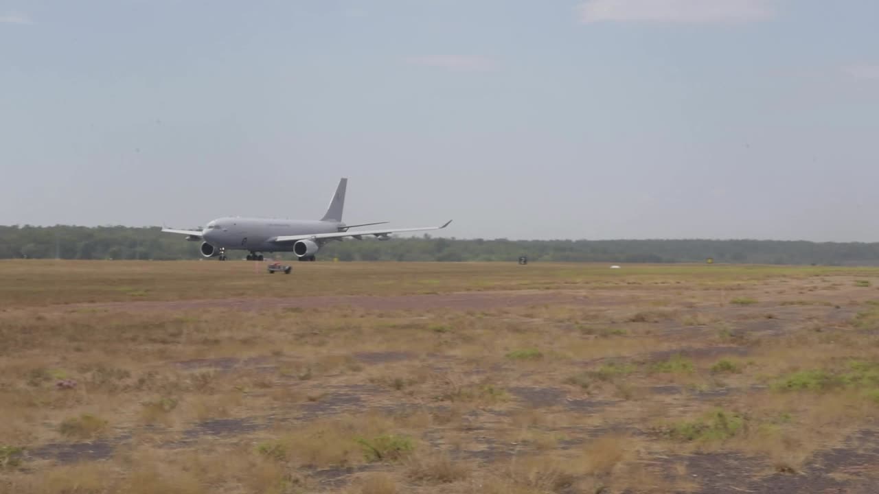 KC-30, KC46 taxi runway in Australia