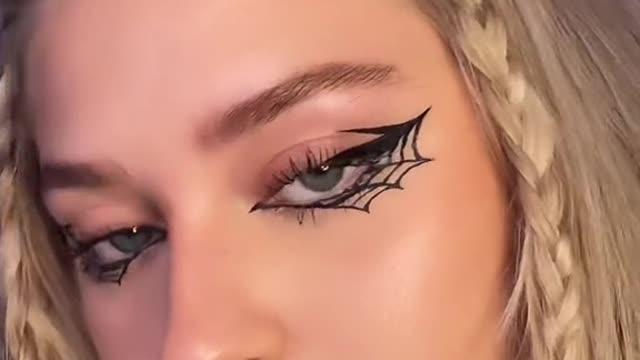 halloween eyeliner ideas u should try!😌✨