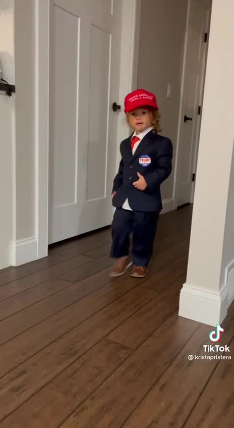 Cute Trump Costume