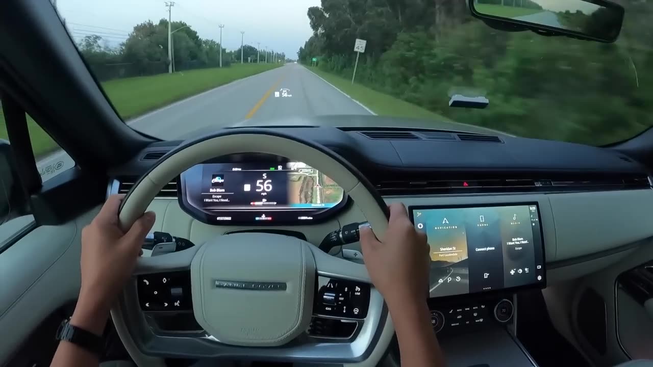 The New Range Rover 2022_2023 POV Test Drive
