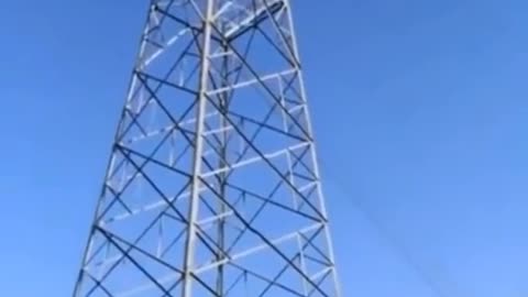 Dismantling of the power line support