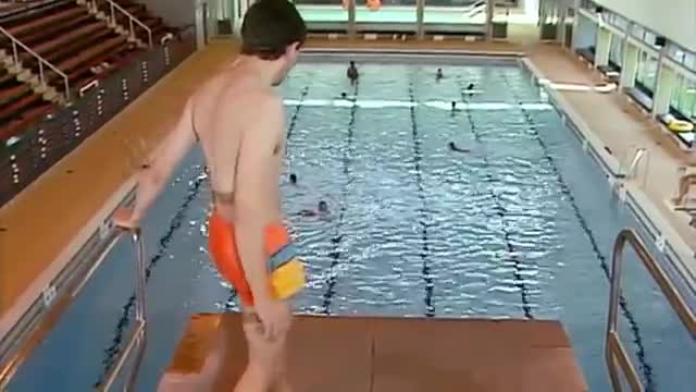 DIVE Mr Bean! Funny Clips Mr Bean Officia