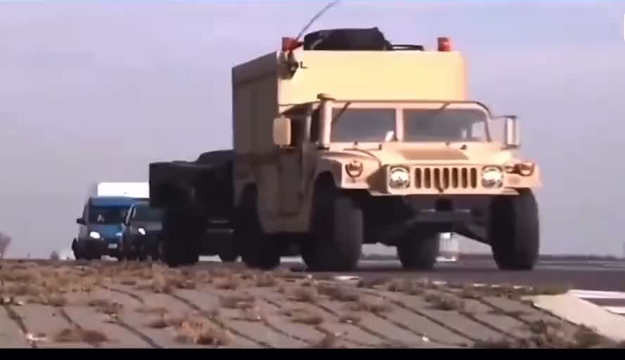 NATO heavy equipment rushes to Ukraine