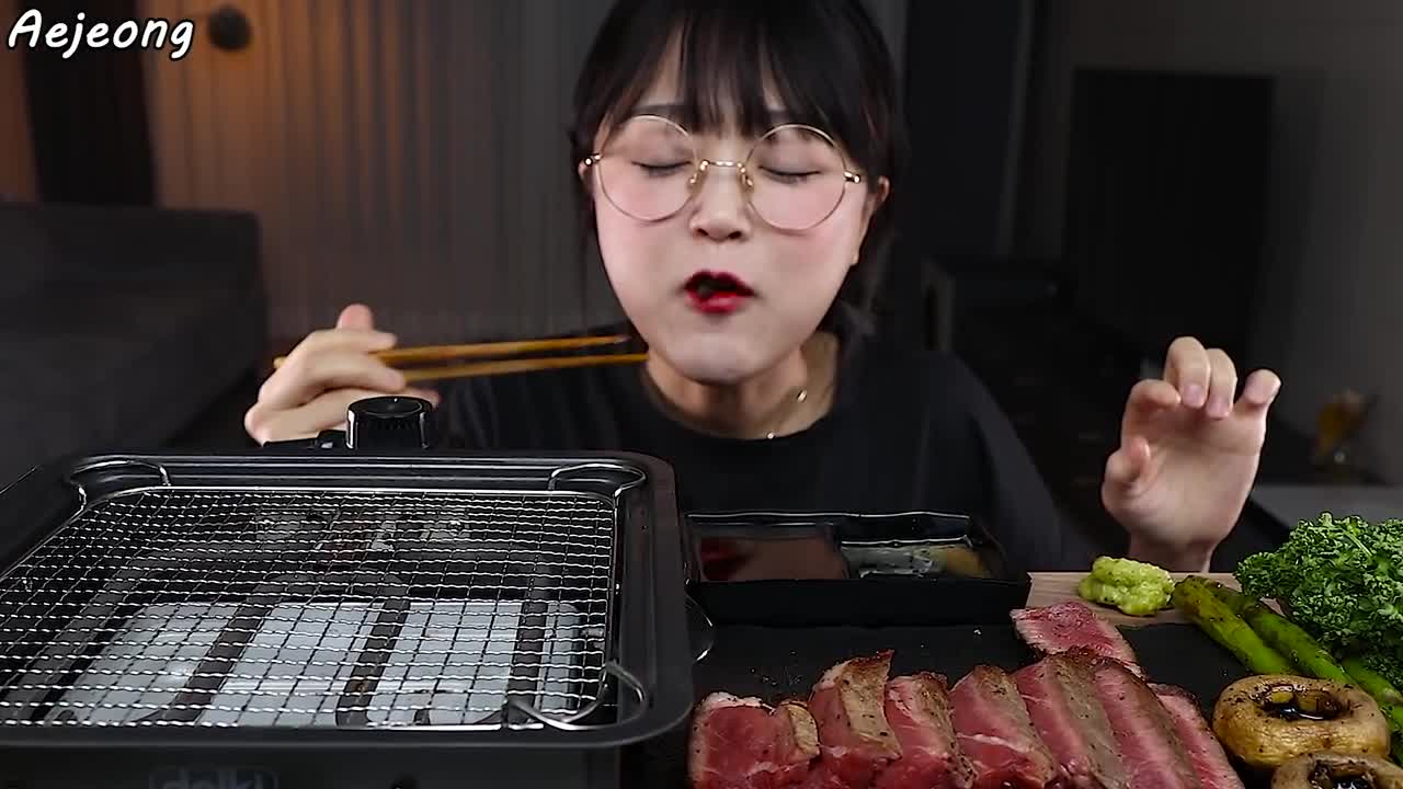 T-Bone Steak.Mukbang! ASMR!