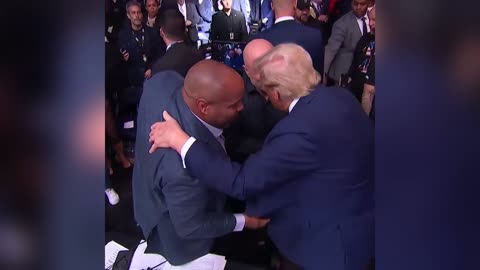 Donald Trump and Joe Rogan reunite! 🥳🇺🇸