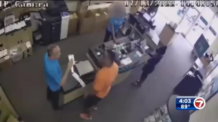 Insane customer attacks a UPS employee