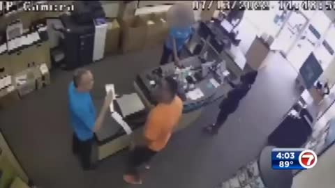 Insane customer attacks a UPS employee