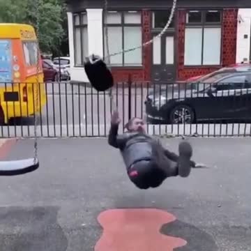 Reality vs Training 😂😂 oh my god comment what you think how about the second person