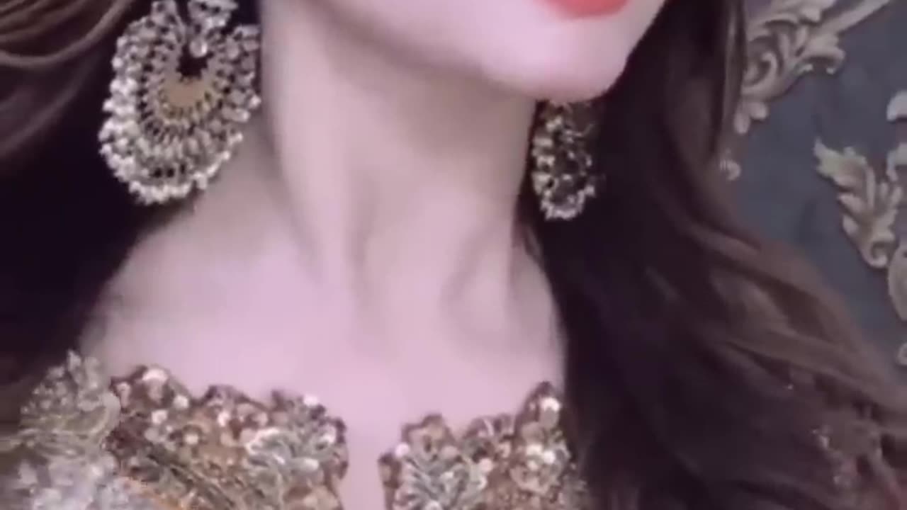 mehndi bride in kashees drass and makeup beatful tutorial mp4.