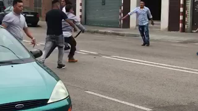 Pelea de los inmigrantes en las calles de Hospitalet (Cataluña)