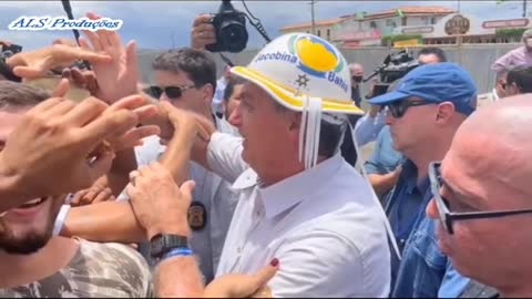 BOLSONARO EM SOCORRO