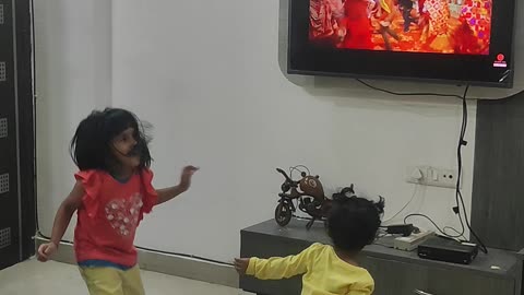 Kids dance