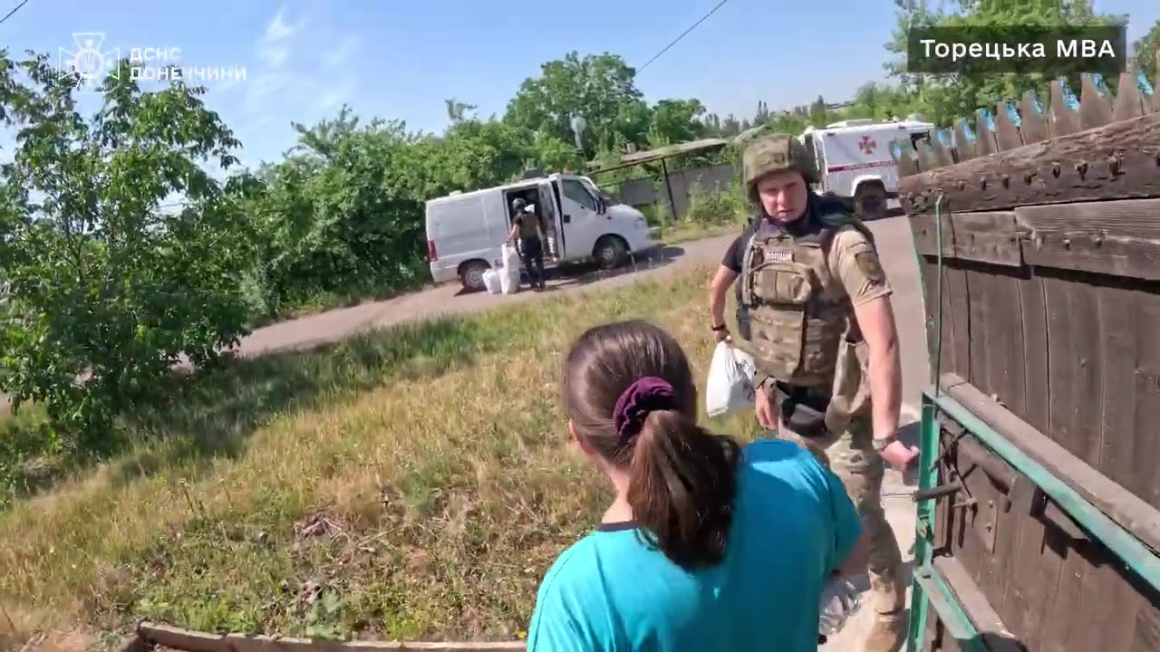 Rescuers evacuated 4 people, including 1 child, from the village of Pivnichne,