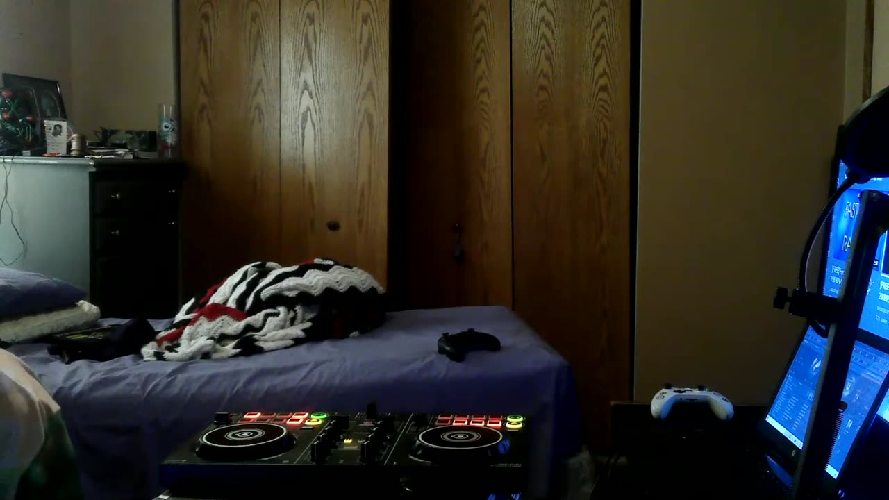 [Cyraxx Youtube 2021-7-14] WORLDS FASTEST DJ TRACK aSCRATCH (False Start)