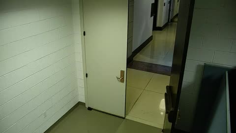 7046CVCLLElevator#3Lobby_2021-01-06_15h00min01s670ms.mp4