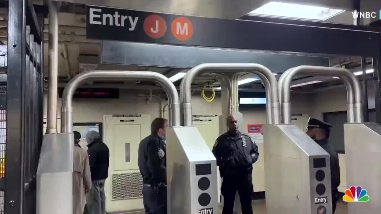 Police_ Four Stabbed At Brooklyn Subway Station After Fight