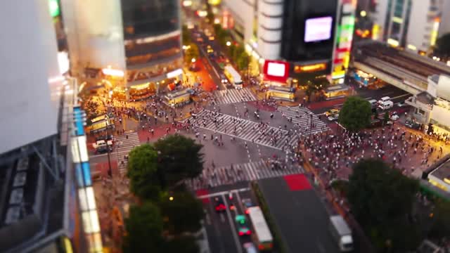 Busy people at the intersection