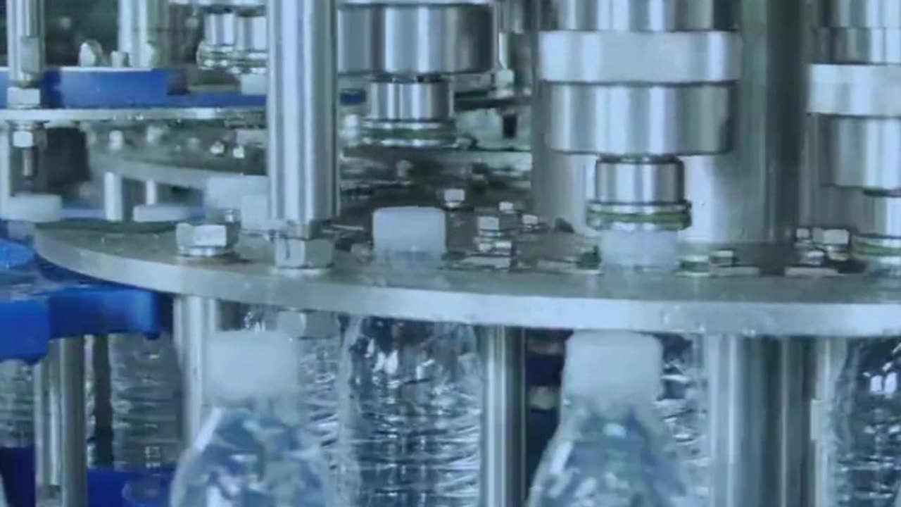 Water production line——bottle filling line#machinery#servo#packingmachineprice#factory#packaging