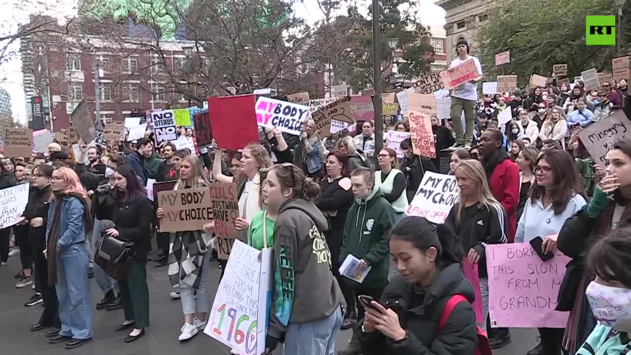 Massive rally for women’s reproductive rights held in Melbourne