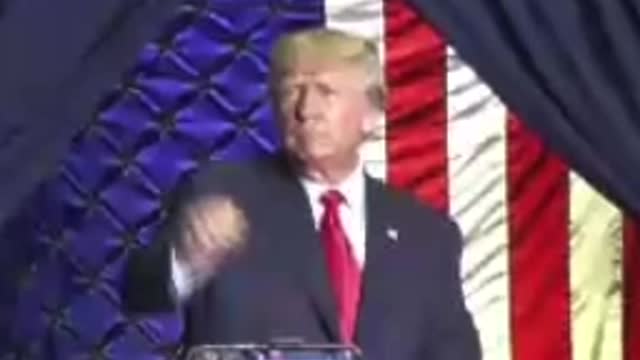 Trump does Q signal
