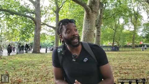 Speakers Corner - Part 1 - Hamza Runs From David, He Just Wants To Talk About Pa