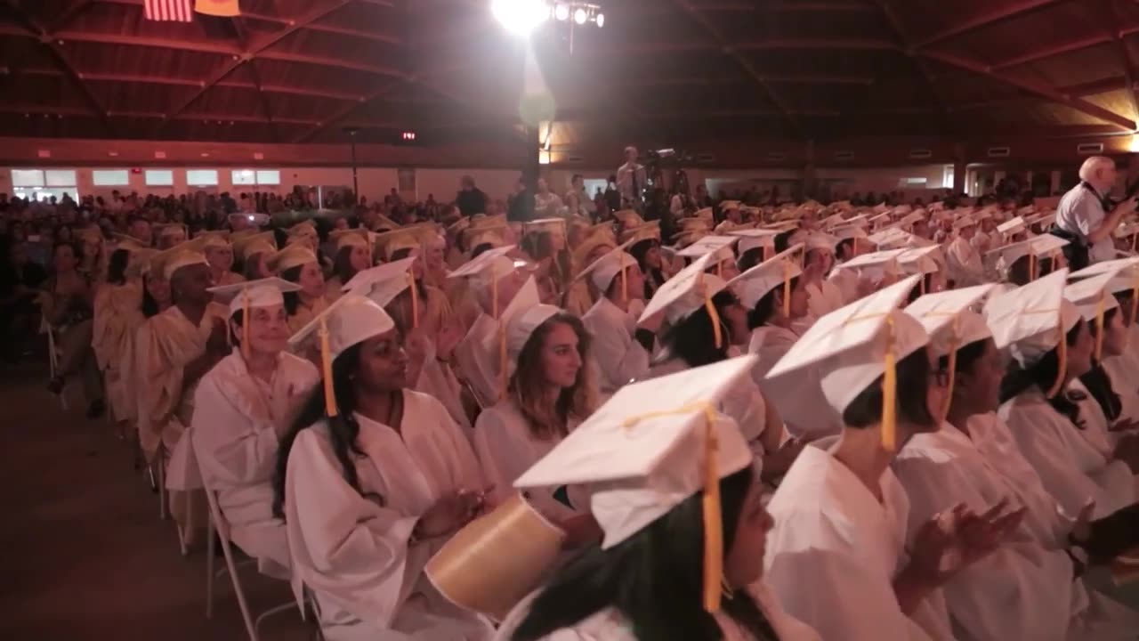 Jim Carrey at MIU_ Commencement Address at the 2014 Graduation