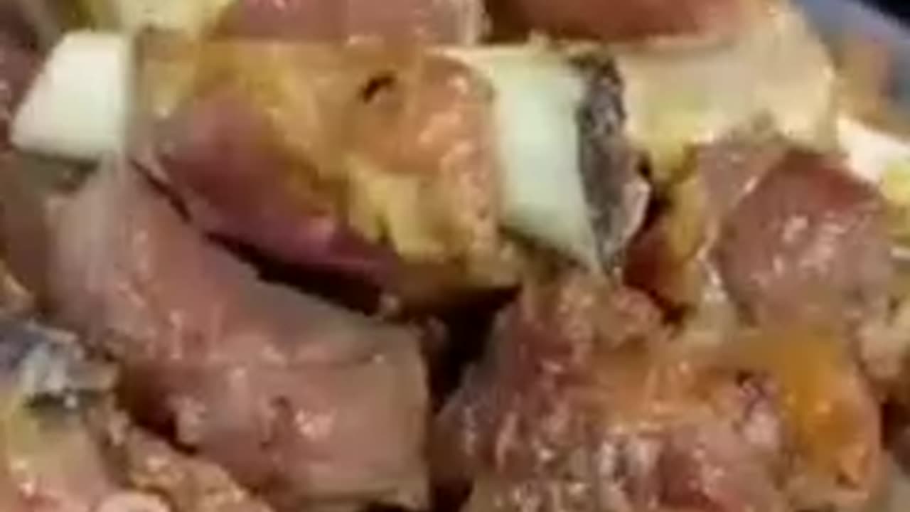 Very tasty Dumpukht meat tikka from street food Peshawar