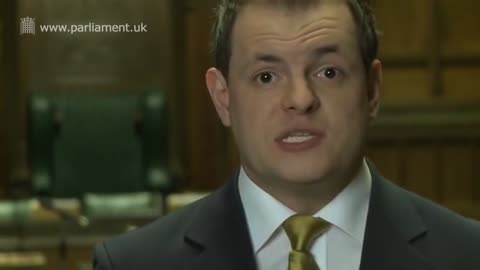 Tour Of The UK Parliament House of Commons Chamber
