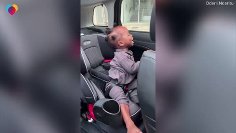 Little girl couldn't contain her excitement after seeing her grandma