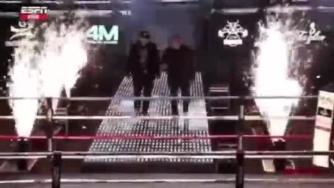 Entrada del Campeon