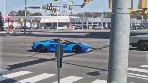 CYBERTRUCK SMOKES LAMBO
