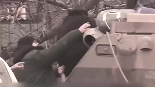 Lidé na Donbasu vypráví o potlačování Rusů ukrajinskou armádou