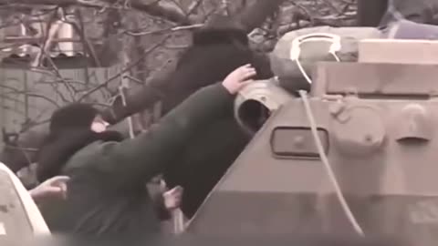 Lidé na Donbasu vypráví o potlačování Rusů ukrajinskou armádou