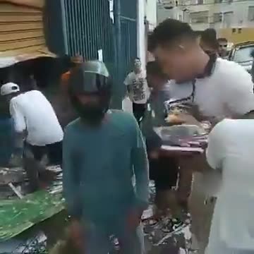 Venezuelan protesters- “We don’t want any thieves here, we want freedom”