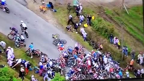 Amazing cycling accident this sunday june 27