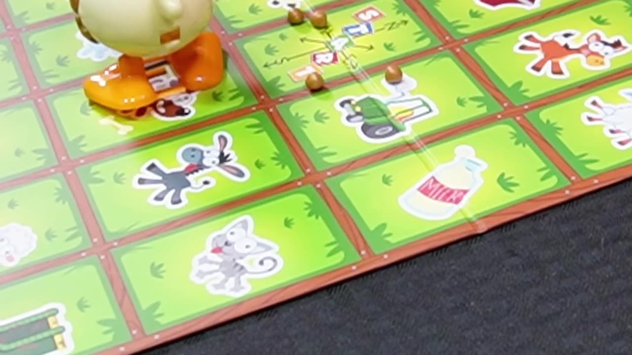CHICKEN POO BINGO pt 15 - CHANGE UP YOUR CHICKEN! #toyreview #gamereview #goliathgames