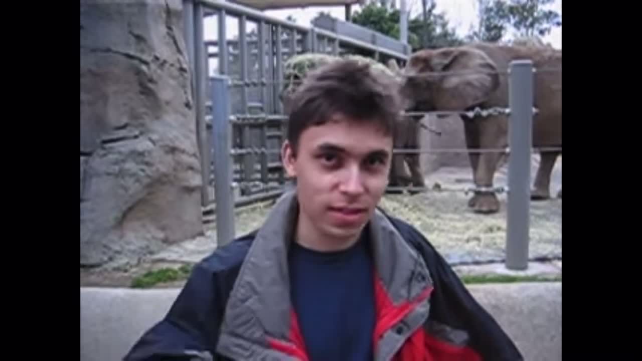 FIRST EVER VIDEO ON YOUTUBE!! Me at the Zoo