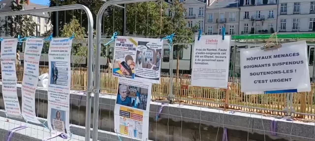 Les MAsques Blancs Nantes Sitting Morts apres injection le 20 Aout 2022