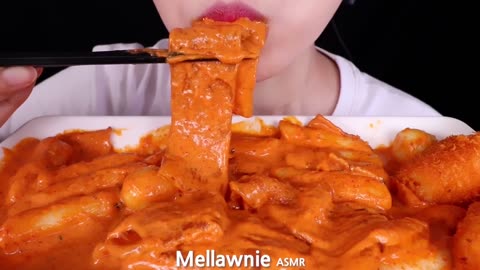 ASMR CREAMY ROSE TTEOKBOKKI, RICE CAKES, WIDE GLASS NOODLES