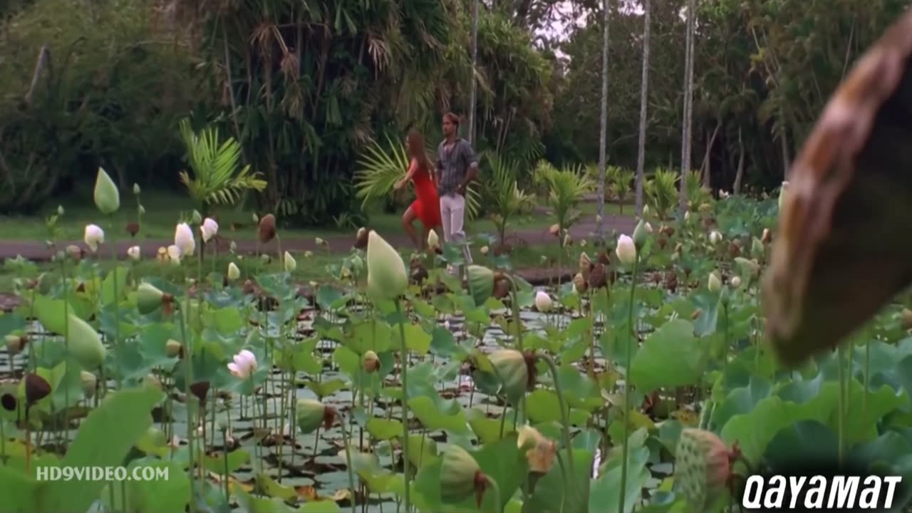 Woh Ladki Bahut Yaad Aati Hai - 4K Video | Ajay Devgan & Neha Dhupia | Qayamat | 90's Hits