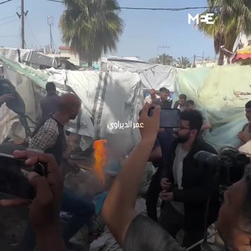 Israeli air strike hits tents of Palestinians, among journalists, inside Gaza hospital