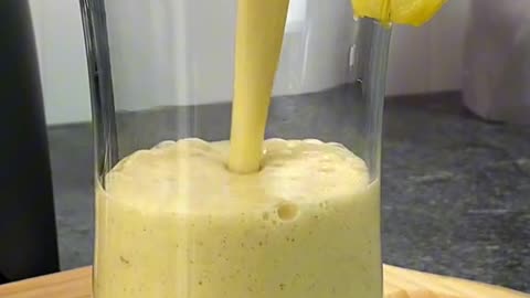 This tropical smoothie is really simple to make, it’s low-calorie and filling - for weight loss